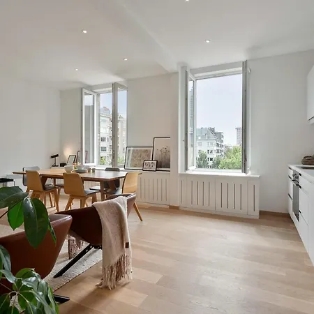 Apartment Sunny, Inviting Flat In The Heart Of Ostend, Close To The Sea And The