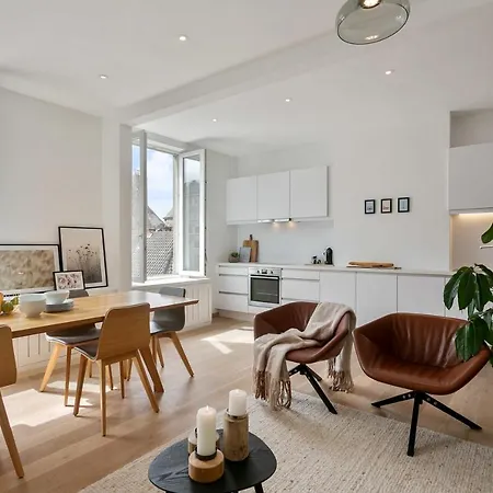 Apartment Sunny, Inviting Flat In The Heart Of Ostend, Close To The Sea And The