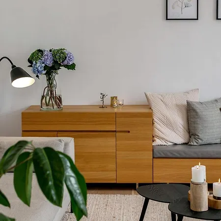 Apartment Sunny, Inviting Flat In The Heart Of Ostend, Close To The Sea And The *